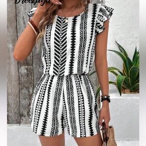 SHEIN Monochrome Patterned Kids Romper